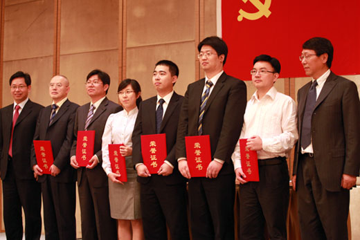 迎“七一”，樹新風(fēng)，比奉獻